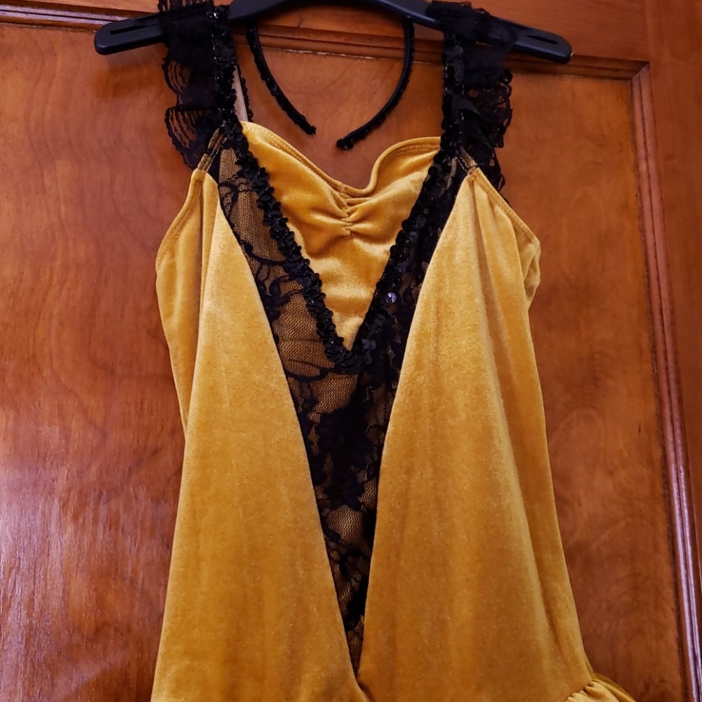 Girl's Costume
